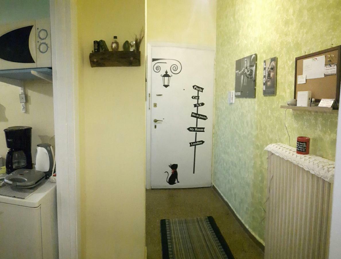 The Cinema Flat Lägenhet Aten Exteriör bild